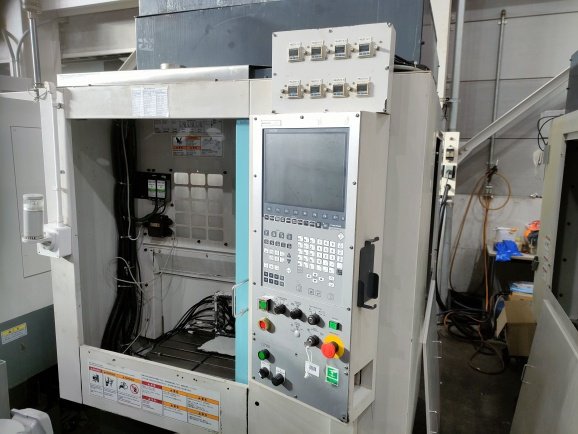 立型マシニング(BT30) ブラザー工業 TC-31B 2012年製 サムネイル
