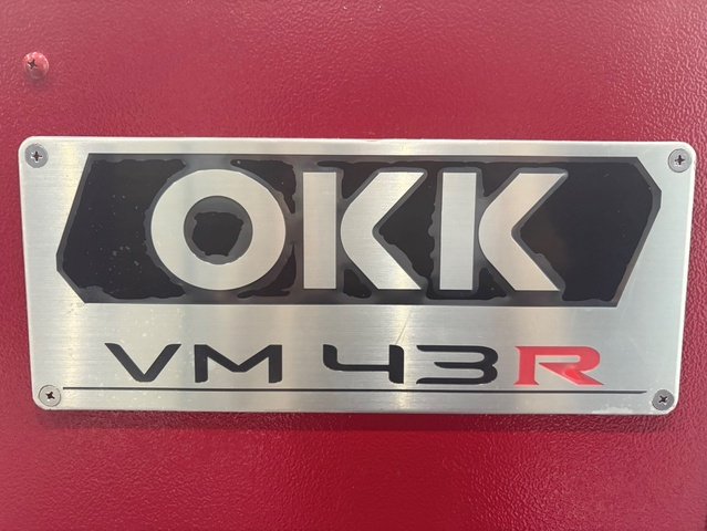 立マシニング(BBT40)　OKK　VM43R　2021年製 サムネイル